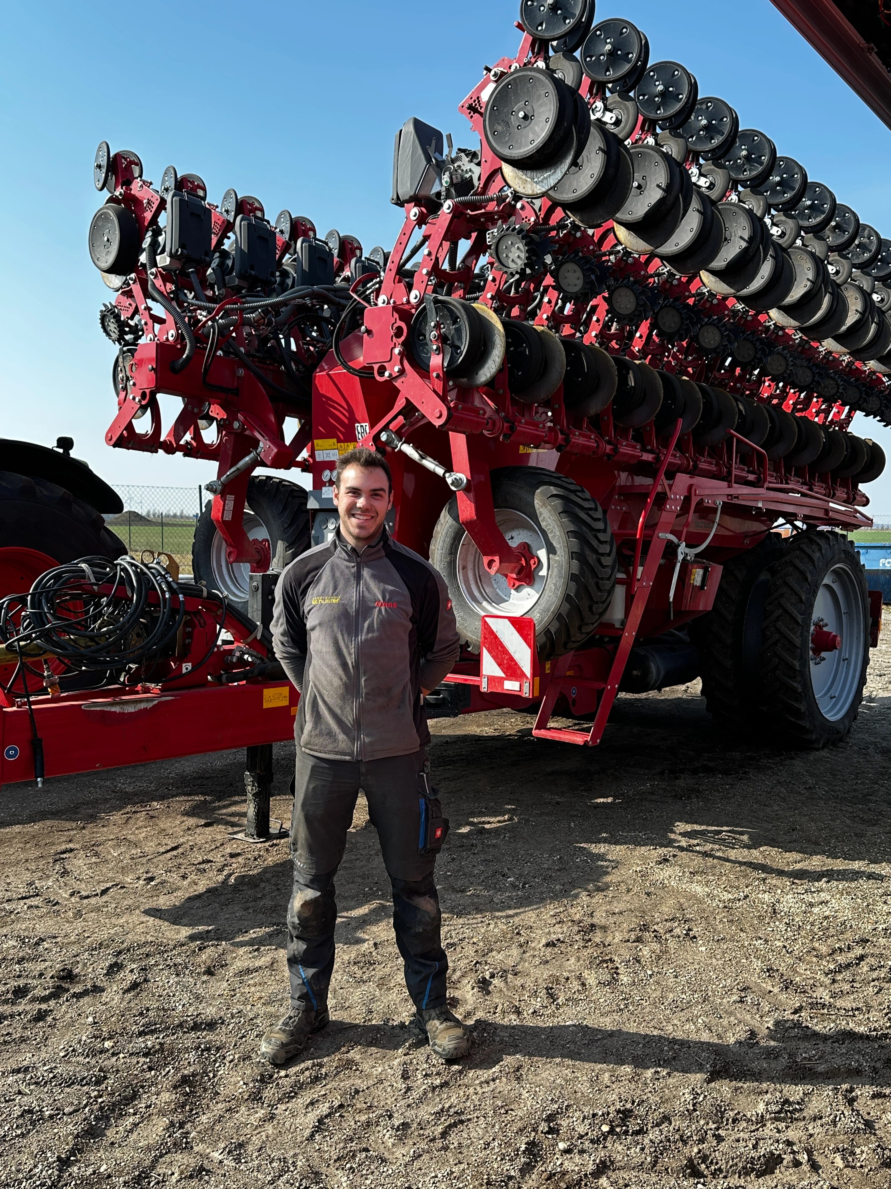 Mitarbeiter Nico Außer setzte in letzter Zeit einige HORSCH Maestro Maschinen ein